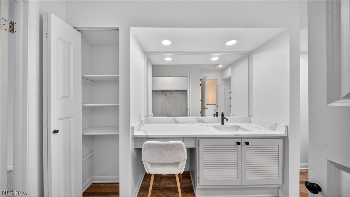 Granger Lake Condo - Residential