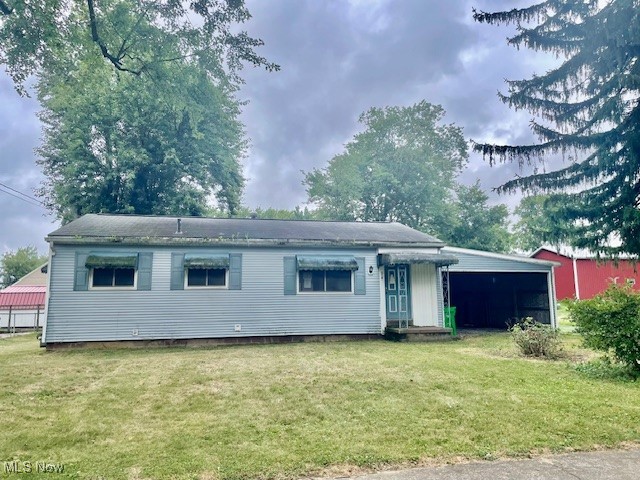 Great opportunity for Ranch style home in small town Orrville. Great location, nice flat yard, vinyl sided, attached carport easily
converted to garage. Full basement for additional storage or finished living space. 3 Bedrooms and bath on first floor.
Shower, sink, toilet in lower level. HWD floors on first floor. Ideal for one level living, investors rehab, or handy owner occupied
buyer.