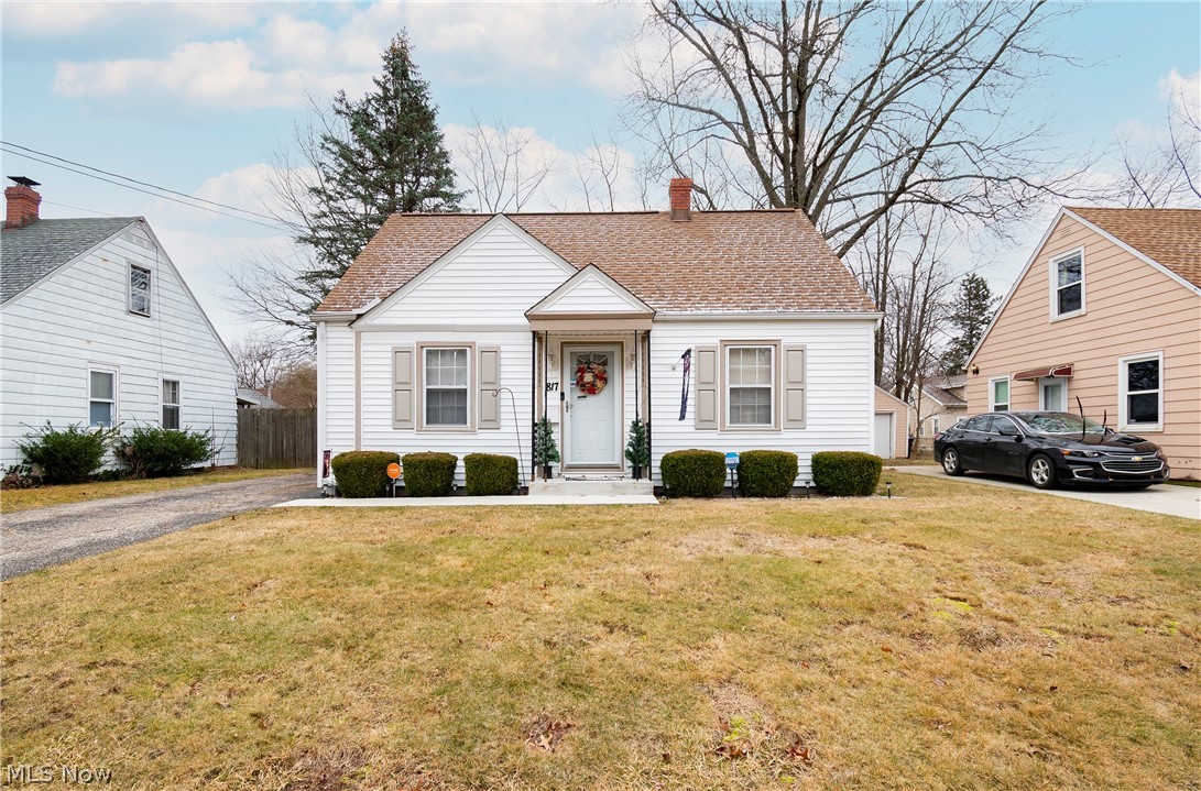 Welcome to 817 Caddo Avenue! This cozy cape cod boasts new wood plank flooring, new carpet, a remodeled bathroom and more! The inviting living room, newer remodeled kitchen, full bath, and two good sized bedrooms round out the first floor. Come home and enjoy your luxury jacuzzi tub featuring a brand new motor. First bedroom provides access to the back patio and fully fenced in backyard! On the upper level you will find the 3rd bedroom with an extended area for storage, currently used as extra closet space. Conveniently located near the expressway and Goodyear Heights metro park. Don't miss your chance to own this home. Schedule your private viewing today!