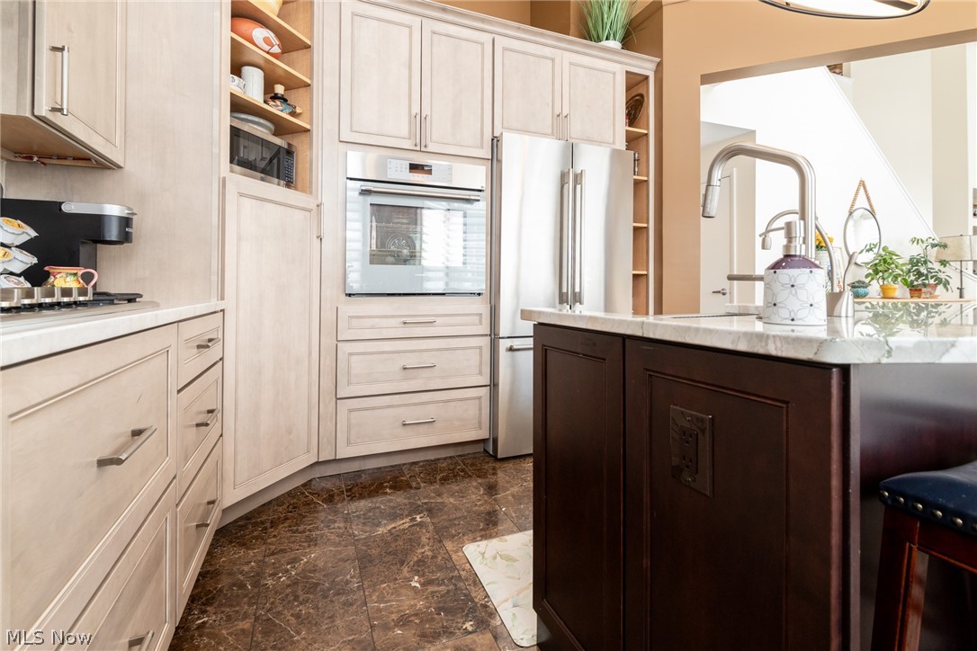 Villas/Orange Condo Ph Xi - Residential