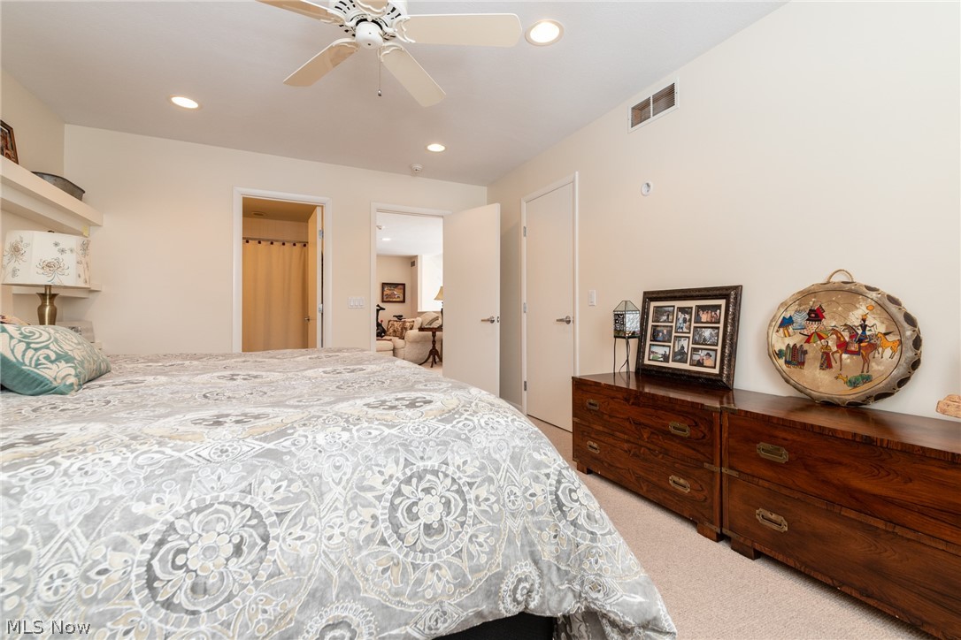 Villas/Orange Condo Ph Xi - Residential