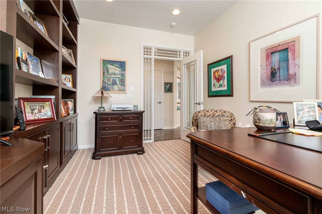 Villas/Orange Condo Ph Xi - Residential