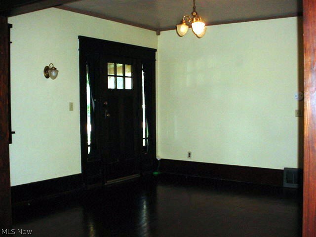 Village/Hartville - Residential Lease