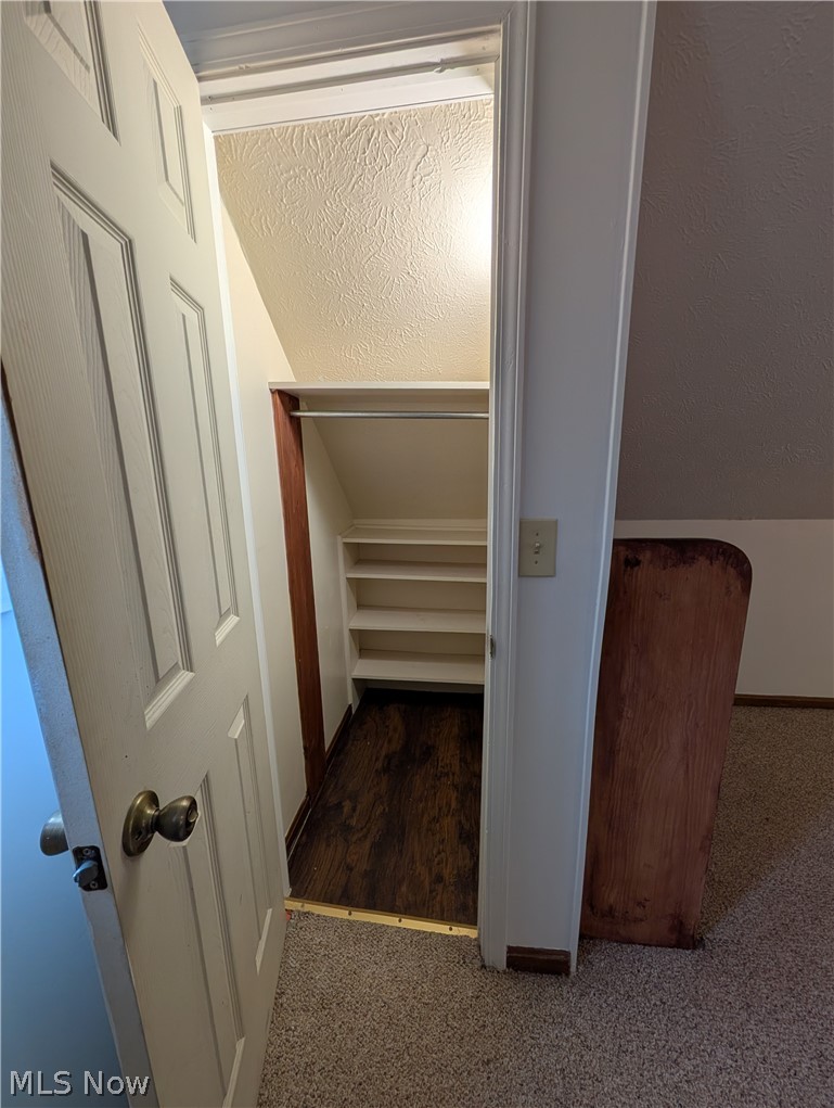 7353 Columbia