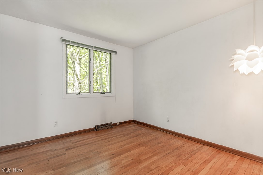 12562 Harold Drive, Chesterland, Ohio image 27