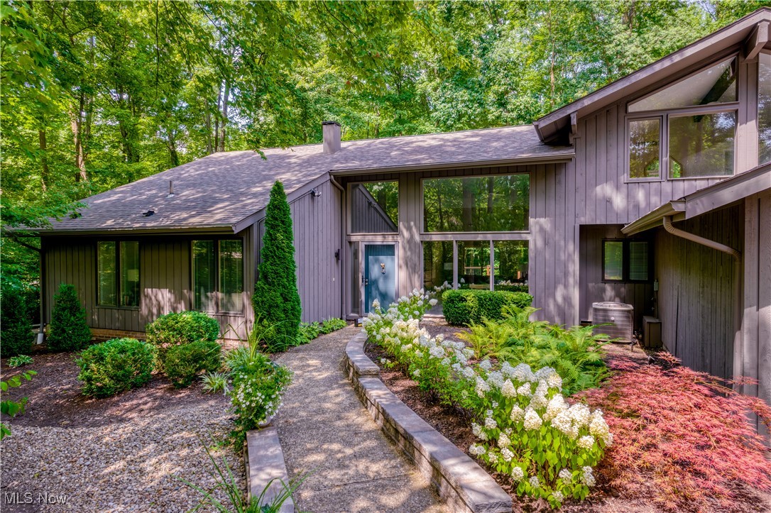474-14 Deer Path