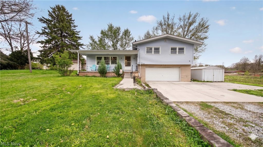 Photo of 534 E Steels Corners Road, Stow, OH 44224 (MLS # 5204337)
