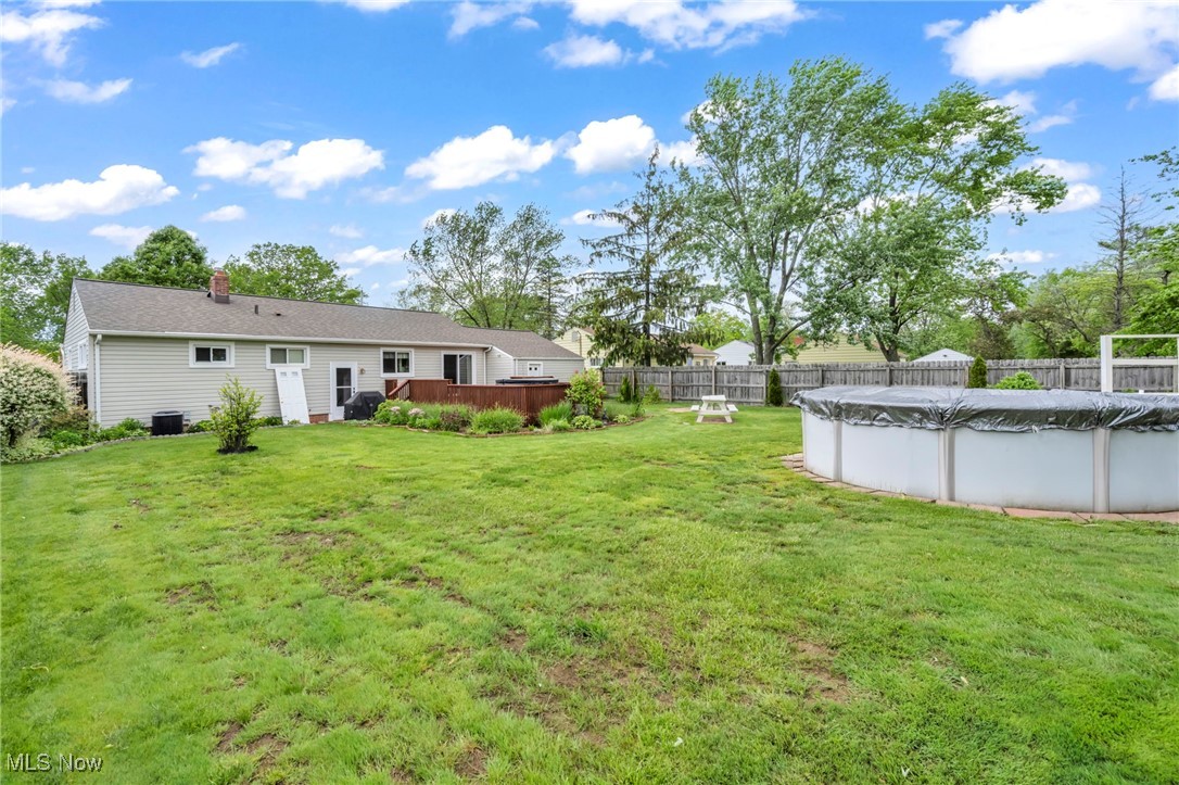 6795 Charles Road, North Olmsted, Ohio image 20