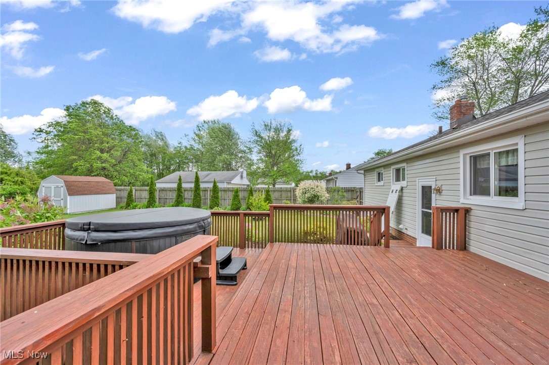 6795 Charles Road, North Olmsted, Ohio image 22