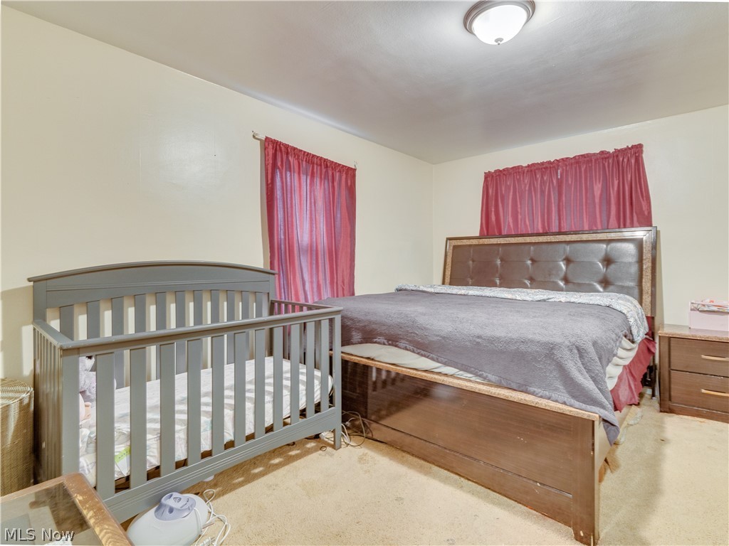 Luceys - Residential Income