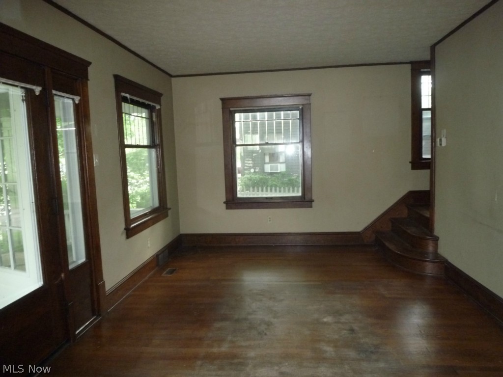 Village/Seville - Residential