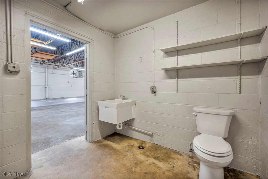 Belvmont - Commercial Sale