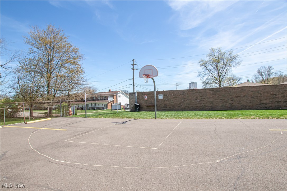 25315 Clubside Drive #6, North Olmsted, Ohio image 38