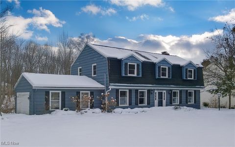1135 Royal Oak Drive Chagrin Falls OH 44022