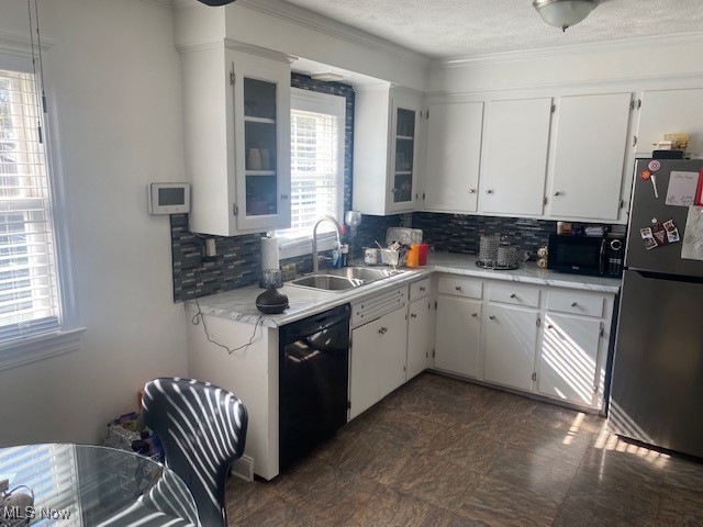 372 E 200th Street, Euclid, Ohio image 6