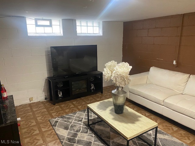372 E 200th Street, Euclid, Ohio image 24