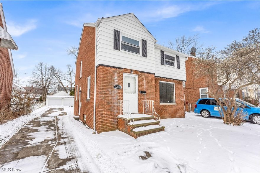 22030 Kennison Ave, Euclid - Spacious 3 bed 2 bath single family home! //

$ 1250 rent / $ 1250 deposit //

$49 application fee per adult //

1-2 pets OK with approved PetScreening and PetFee.(Some breed restrictions apply per HUD guidelines). //
NO SMOKING //

1 time $149 non-refundable set up fee paid at lease signing //

$30/month required resident benefit package; can include personal property/liability insurance for an additional $5/month for $35/month total. //

All applicants are required to fill out a PetScreening application, found on our website/app before being processed. Even if you have NO pets - this app must be filled out. 1-2 pets OK w/ approved PetScreening & PetFee (Some breed restrictions apply). 1 time, non-refundable pet fee of $200-500 per animal applies to all pets & must be paid prior to or when you pay your 1st month rent. (No fee for qualified assistance animals) //

Our application is processed through secure site: Findigs. They require ID & income verification. Without this, your app will not be processed. They offer 24/7 chat support on their app directly if you have any questions //

BEDROOMS: 3

BATHROOMS: 2

APPLIANCES PROVIDED: Microwave

UTILITIES / RESIDENT RESPONSIBILITY: Residents are responsible for all utilities including: water/sewer/trash, gas & electric and are responsible to maintain lawn care, maintenance & snow removal. //

Serious inquiries only.