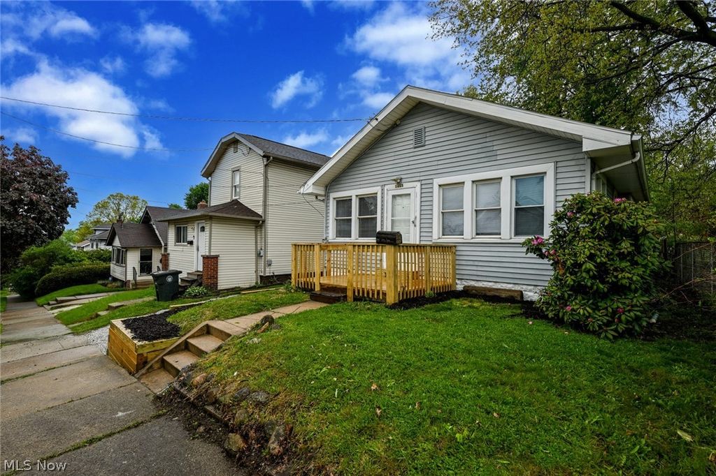 Photo of 1465 Laffer Avenue, Akron, OH 44305 (MLS # 5205966)