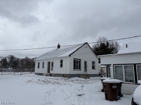 Tiny photo for 4419 Lincoln Avenue, Parma, OH 44134 (MLS # 5190327)