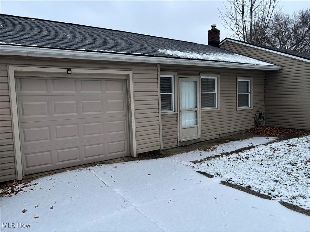 Photo of 2407 Nesmith Lake Boulevard, Akron, OH 44314 (MLS # 5177144)
