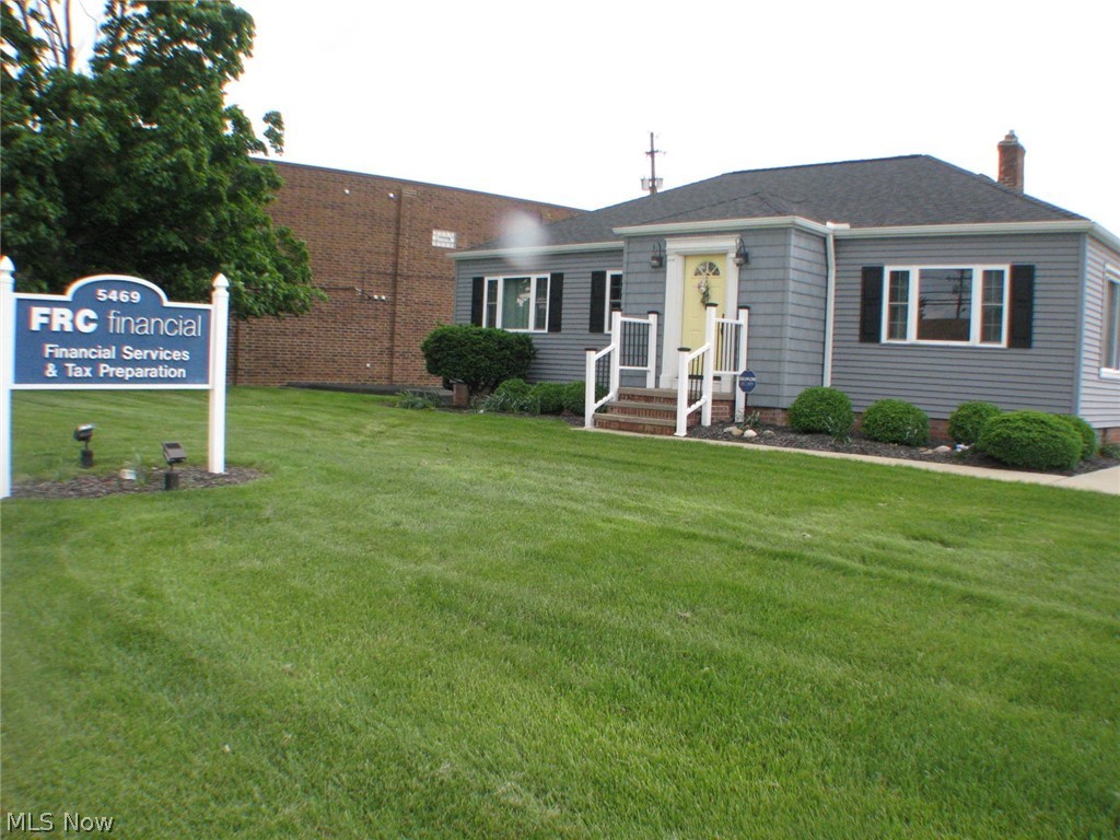E Morans Tuxedo Farms Anx - Commercial Sale
