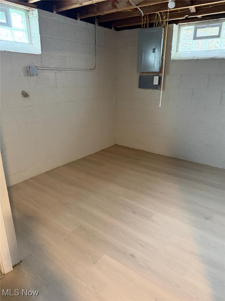 Helper Hart Realty Companys - Residential