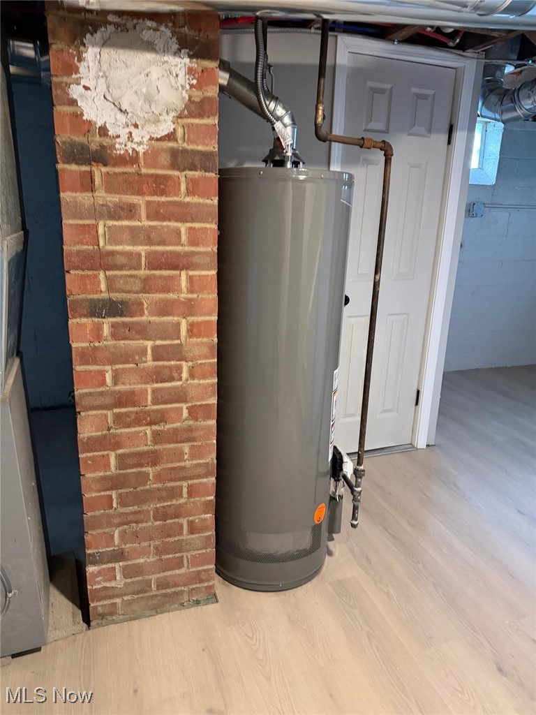 Helper Hart Realty Companys - Residential