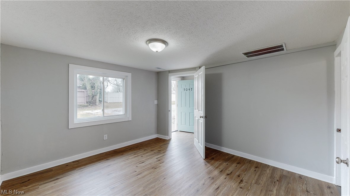 Green 27 - Residential Income