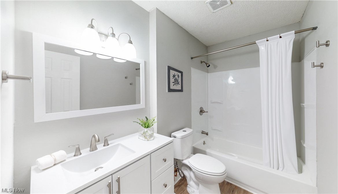 Green 27 - Residential Income