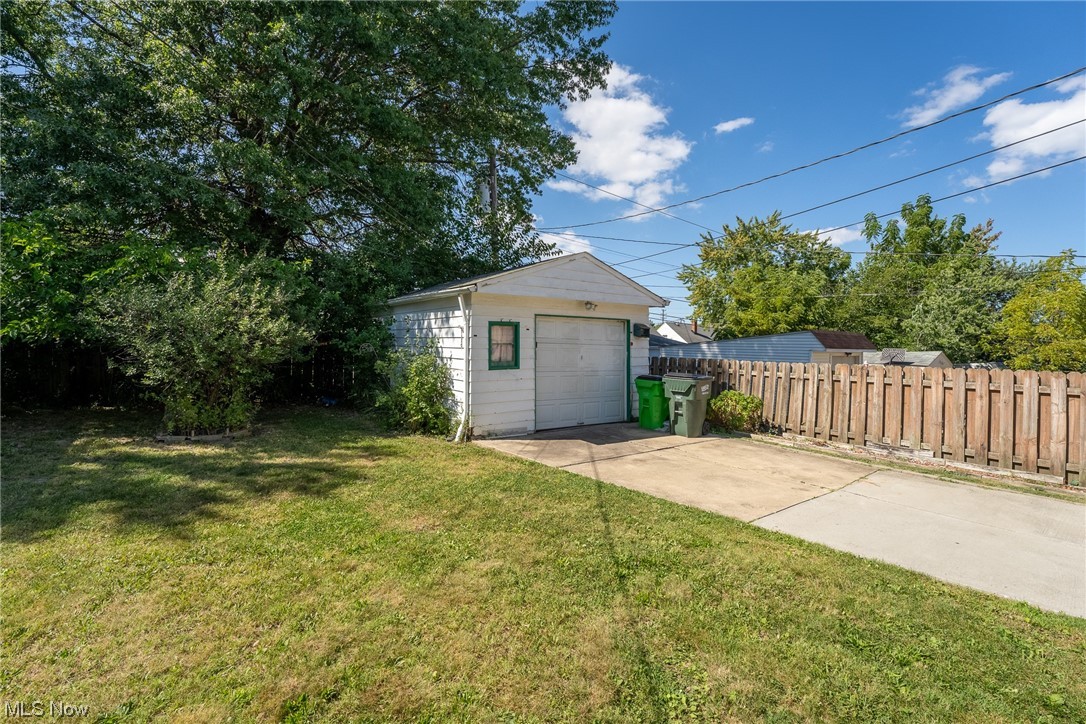 Seltzer-Round Cos Garfield Park - Residential