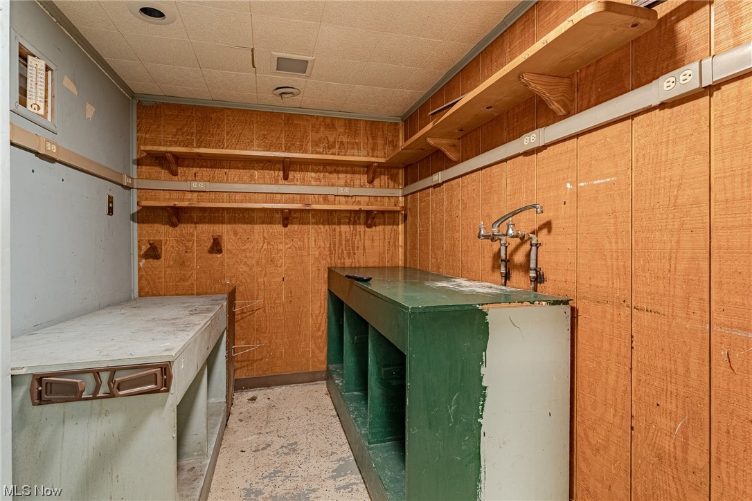 Seltzer-Round Cos Garfield Park - Residential