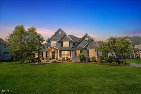 32982 Saint James Trail, Avon, OH 44011 - #: 5163238