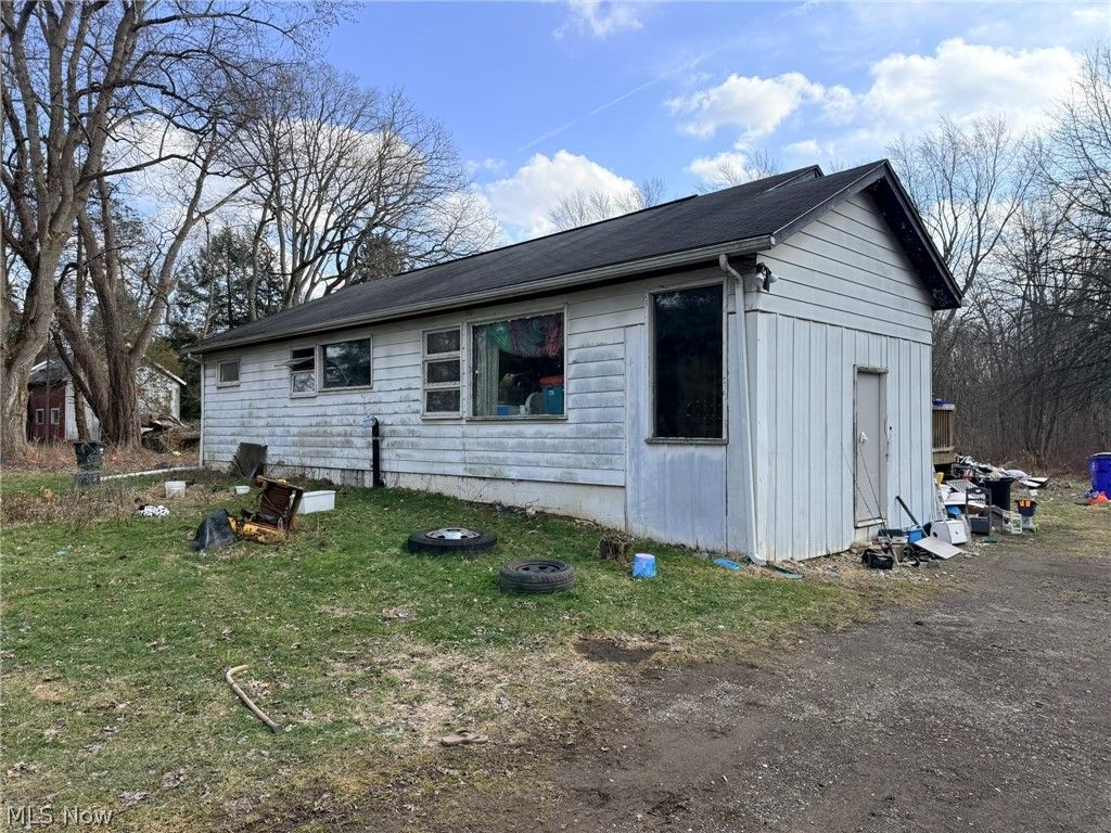 Photo of 6223 Wayland Road, Ravenna, OH 44266 (MLS # 5189984)