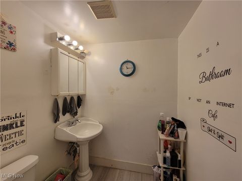 Tiny photo for 711 Eddy Road, Cleveland, OH 44108 (MLS # 5179912)