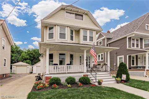 Homes For Sale - 1374 Cranford Avenue<br/> Lakewood, OH 44107