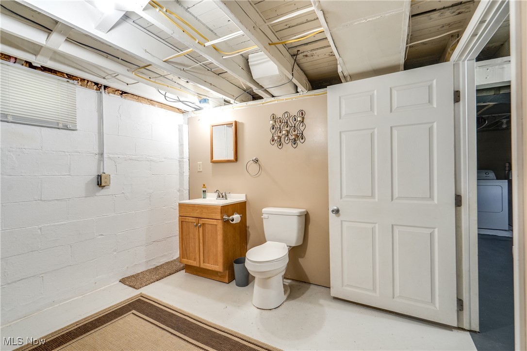 829 S Haines Avenue, Alliance, Ohio image 18