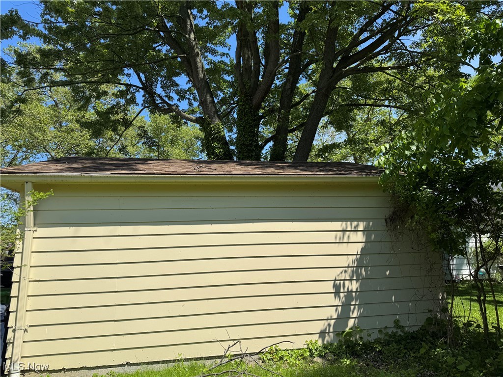 28100 Gilchrist Drive, Euclid, Ohio image 5