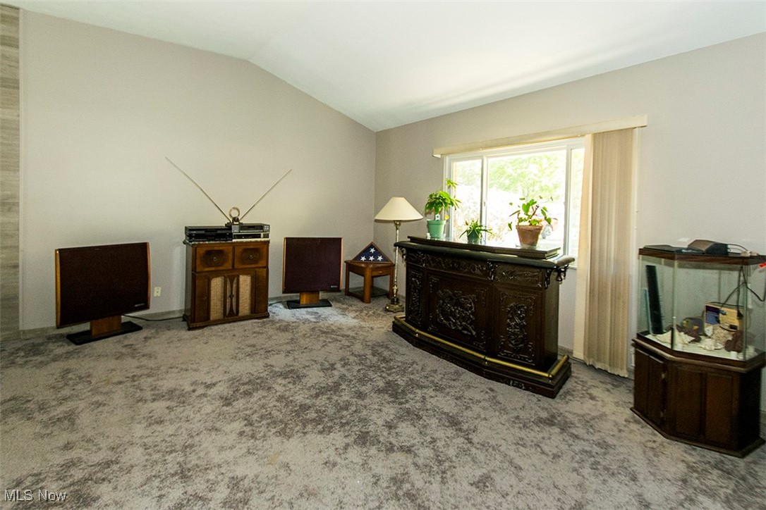 Engoglia - Residential