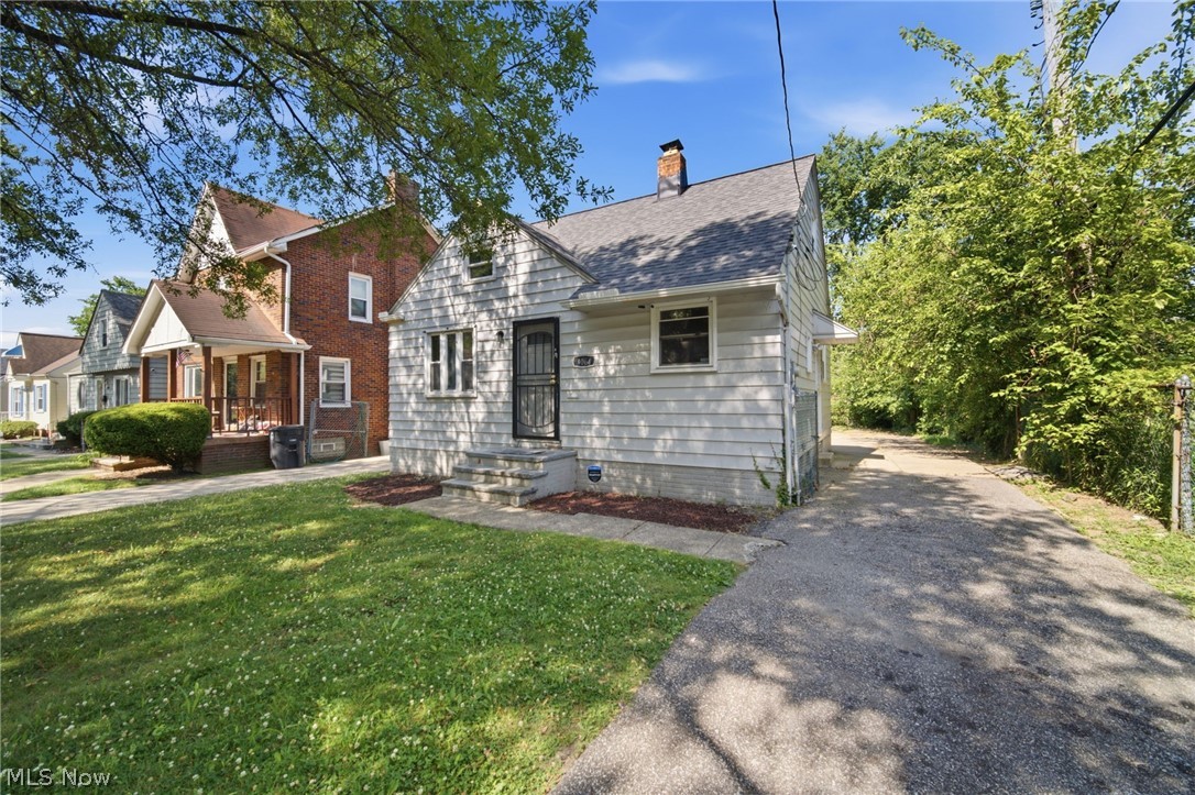 4064 E 155th Street
