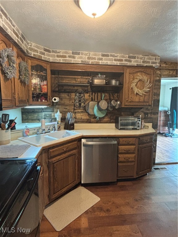 Niles, Ohio 44446, United States, 4 Bedrooms Bedrooms, ,4 BathroomsBathrooms,Residential,Active,151913