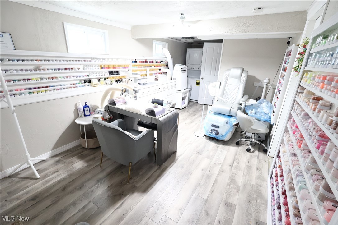 Niles, Ohio 44446, United States, 4 Bedrooms Bedrooms, ,4 BathroomsBathrooms,Residential,Active,151913