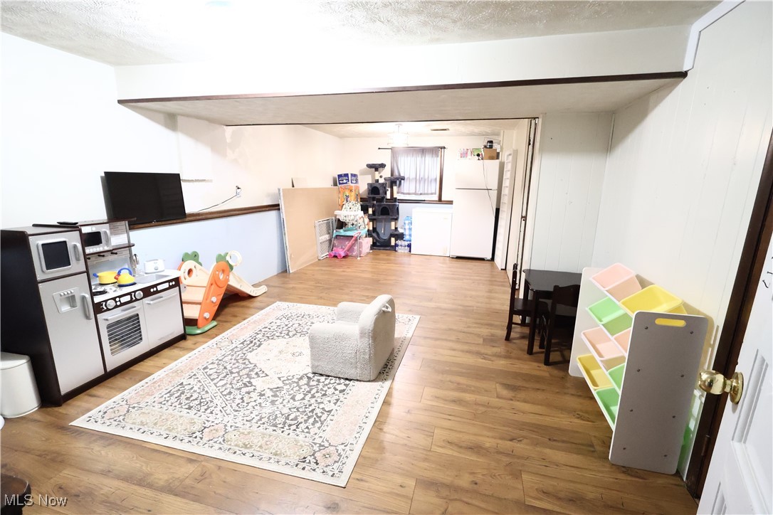 Niles, Ohio 44446, United States, 4 Bedrooms Bedrooms, ,4 BathroomsBathrooms,Residential,Active,151913