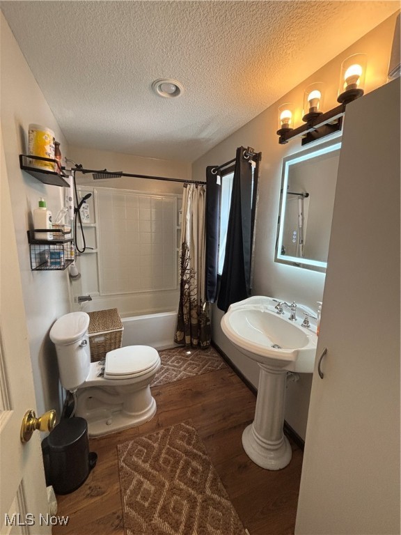 Niles, Ohio 44446, United States, 4 Bedrooms Bedrooms, ,4 BathroomsBathrooms,Residential,Active,151913