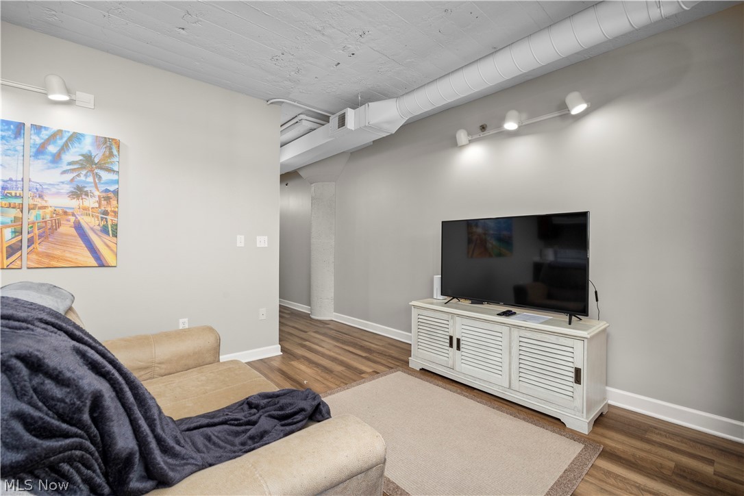 Chesapeake Lofts Condos - Residential