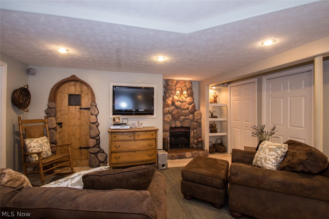 Laurel Spgs - Residential