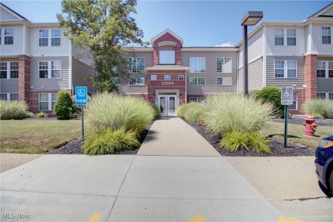 23004 Chandlers Lane Unit 4-229, Olmsted Falls, OH 44138 - #: 5143819
