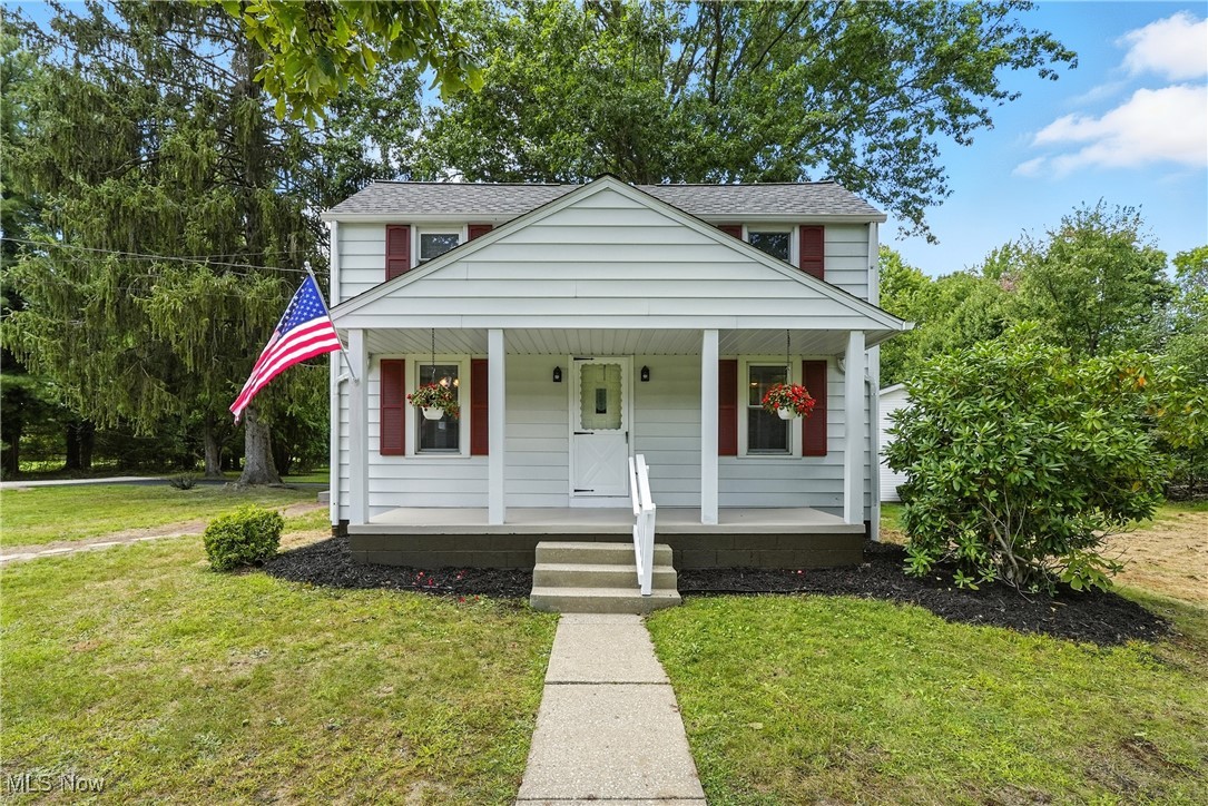 Welcome to this charming 4-bedroom, 1.5-bath home nestled on a private 1-acre lot at the end of a quiet street in Stow. Offering 1,373 sq. ft. of living space, this home features a spacious living room that flows seamlessly into the dining area and updated kitchen with modern appliances and countertops.
The first floor includes a large laundry/mud room and a generous primary bedroom with direct access to the full bathroom. Upstairs, you’ll find three additional bedrooms, and the home has been refreshed with new paint and carpeting.
Enjoy outdoor living on the large back deck or relax on the covered front patio. The oversized, heated 2-car garage includes a half bath for added convenience. Major updates include a new roof (June 2023) and a brand-new septic system (August 2025).
This move-in-ready home offers a peaceful setting and plenty of space—perfect for your next chapter!