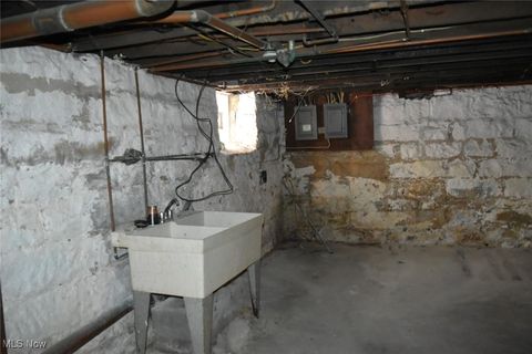 Tiny photo for 929 N Market Street, Lisbon, OH 44432 (MLS # 5179293)