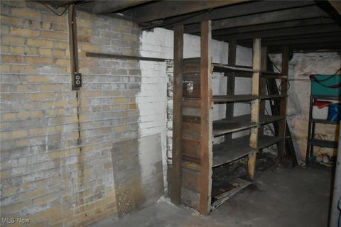 Tiny photo for 929 N Market Street, Lisbon, OH 44432 (MLS # 5179293)