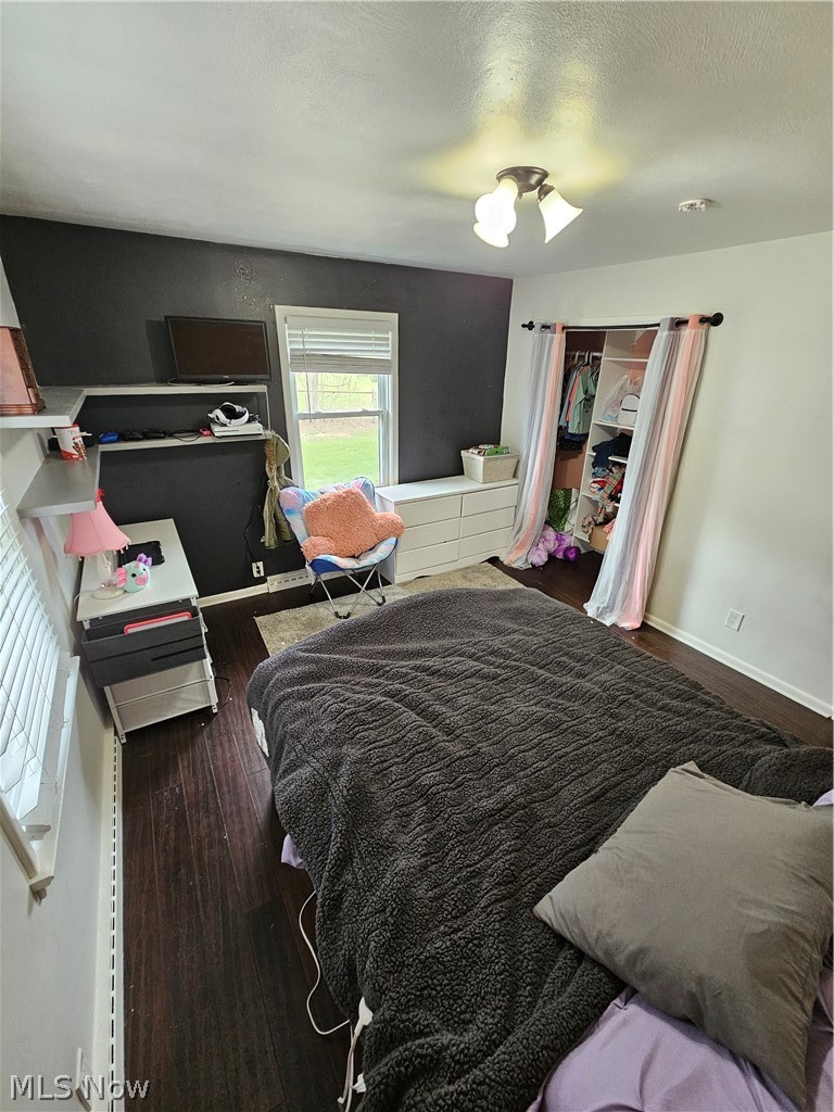 Holmes - Residential